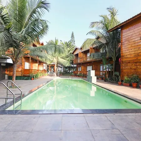 Hotel Capital O 61948 Aqua Marina